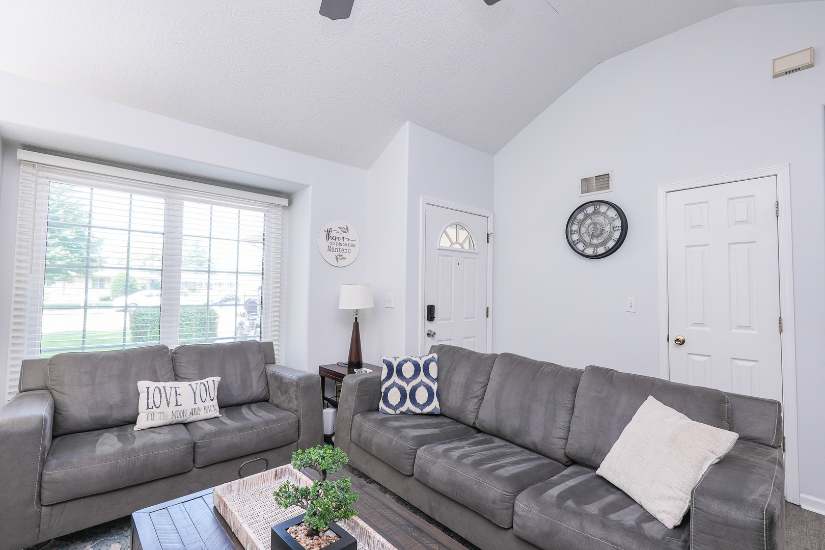 5 Dani Court Property Photo 7