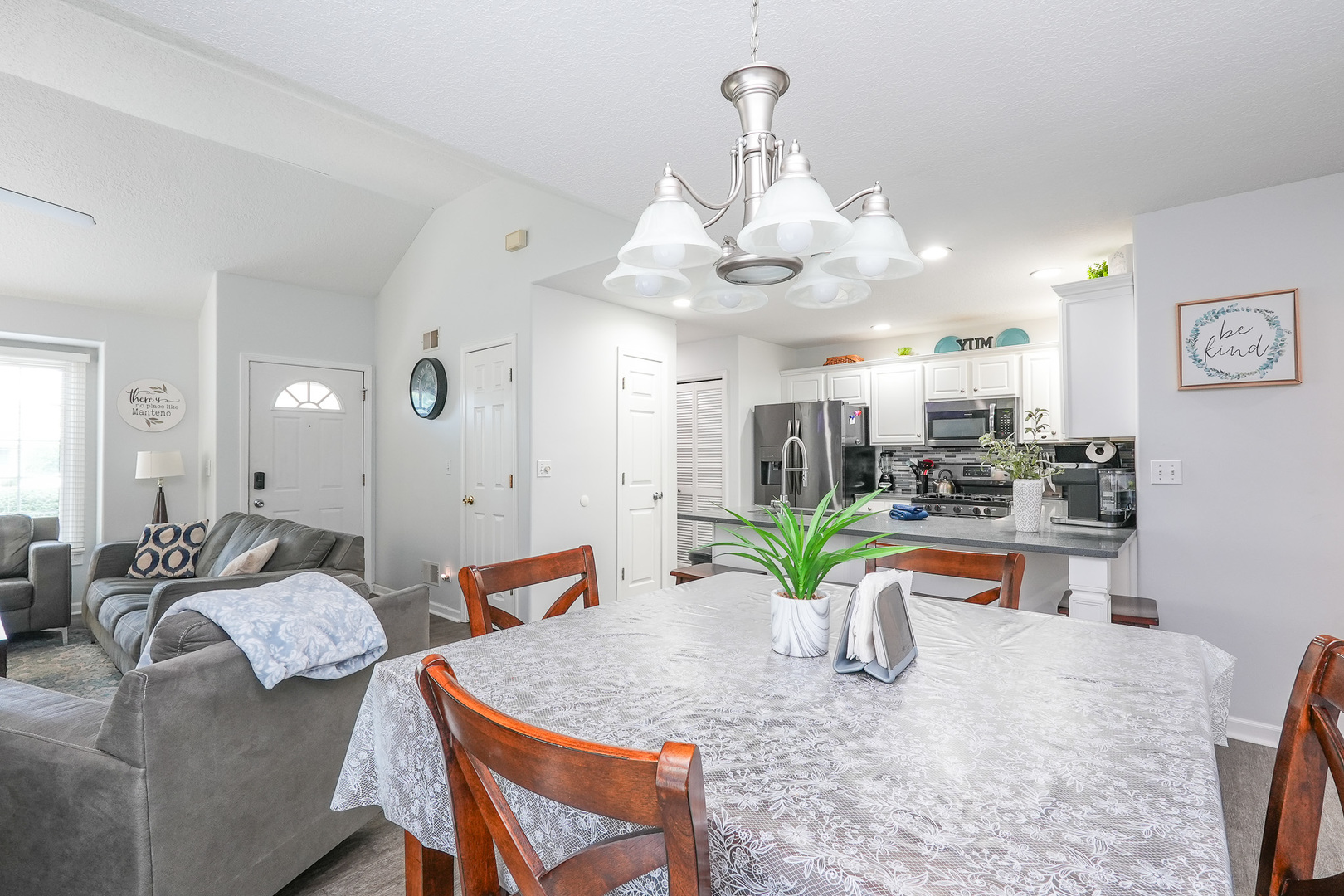 5 Dani Court Property Photo 15