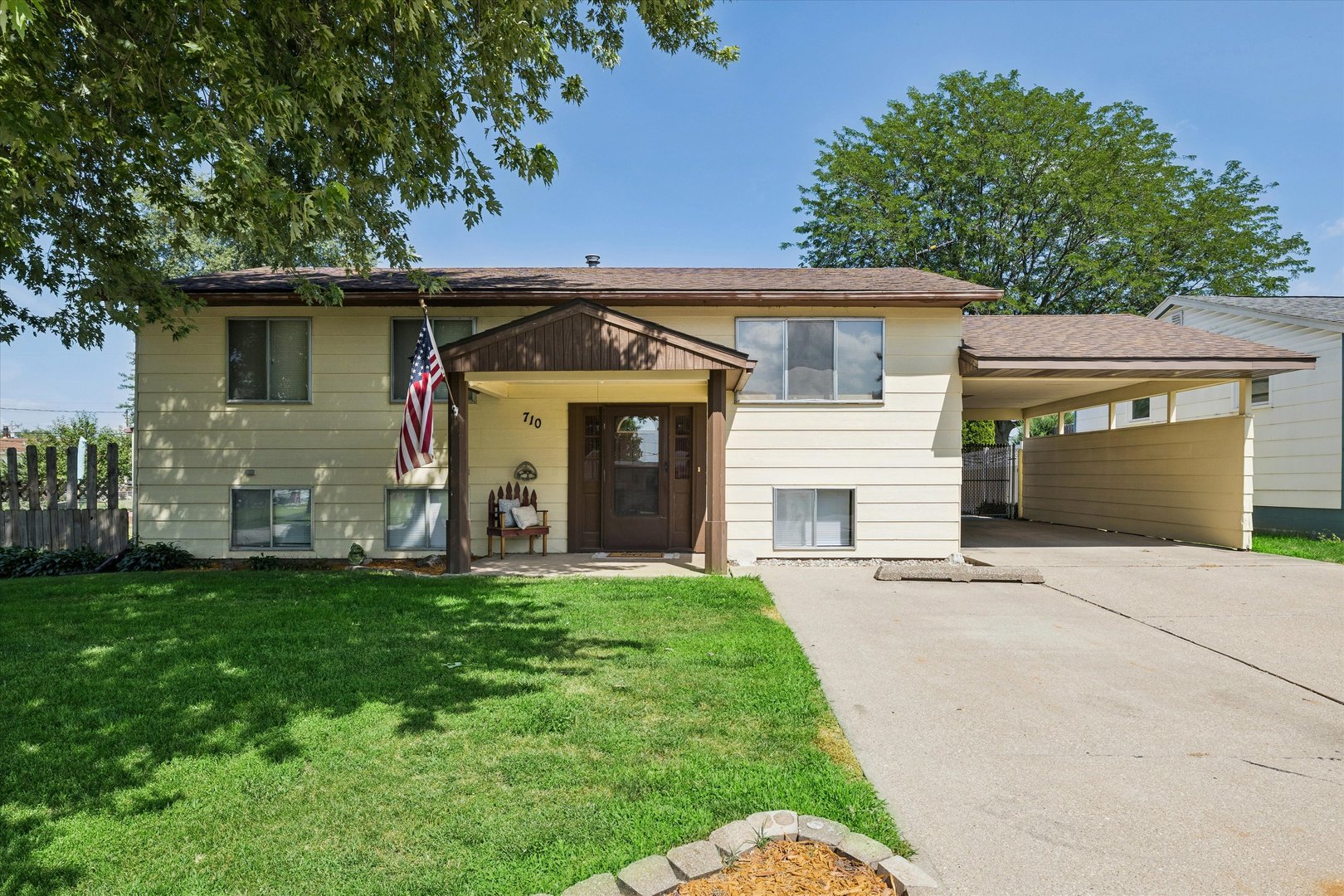 710 3rd Street Property Photo 1