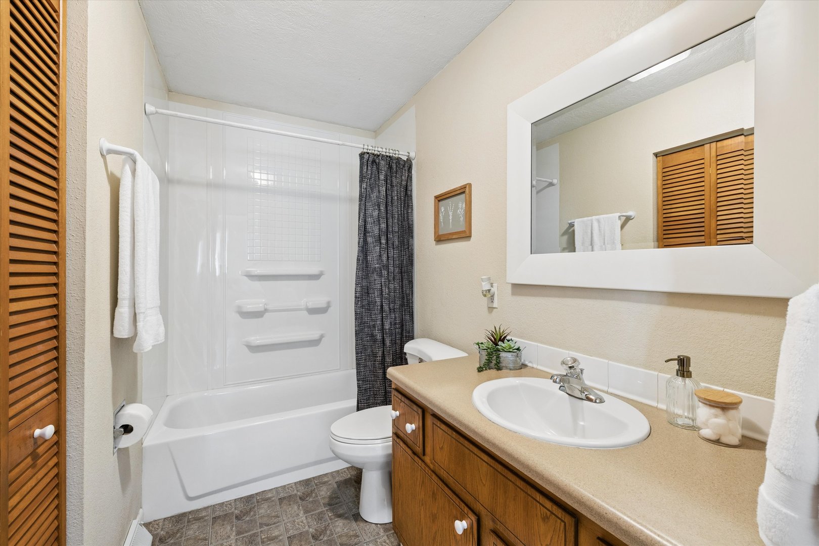 710 3rd Street Property Photo 22
