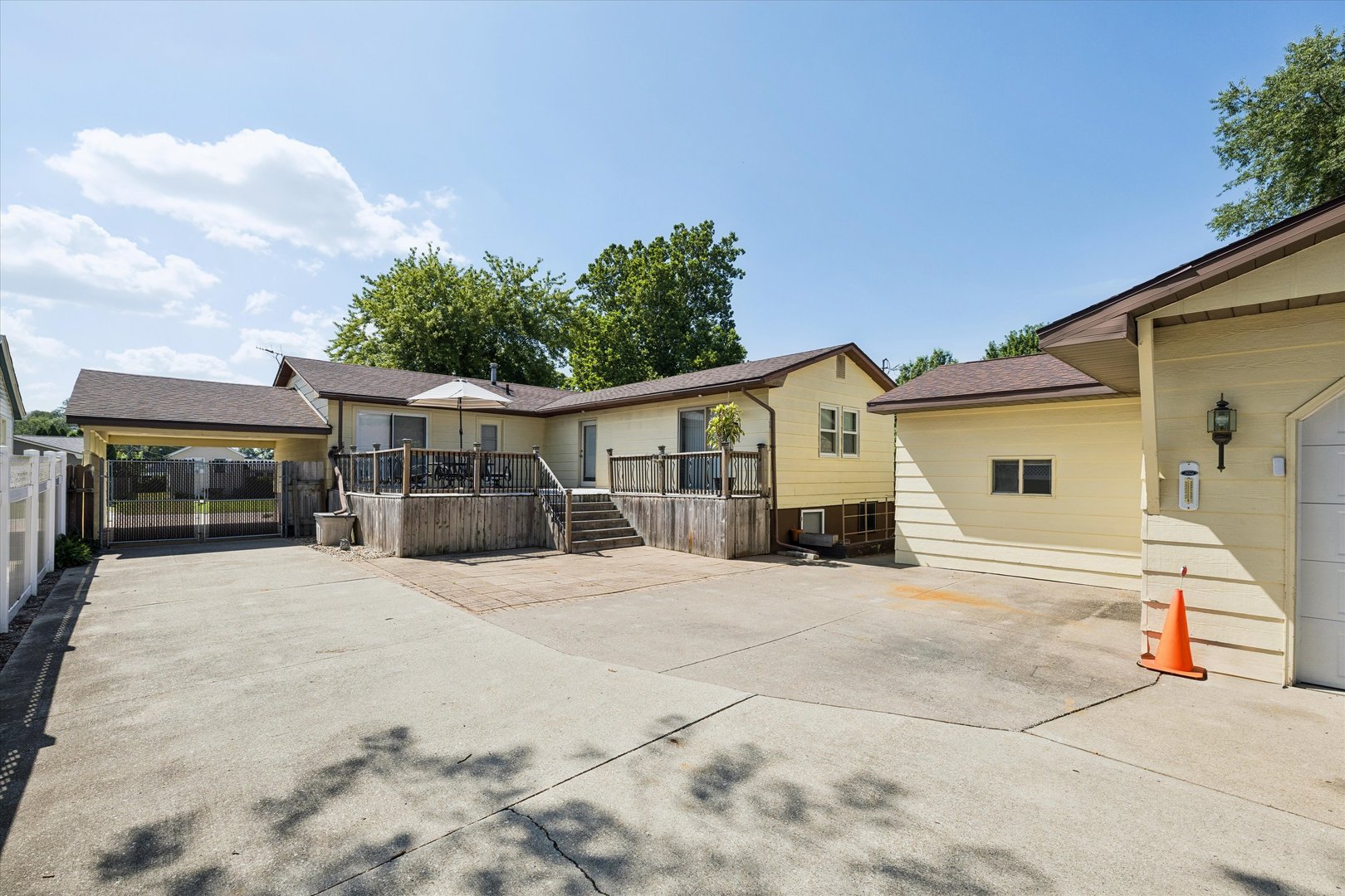 710 3rd Street Property Photo 43