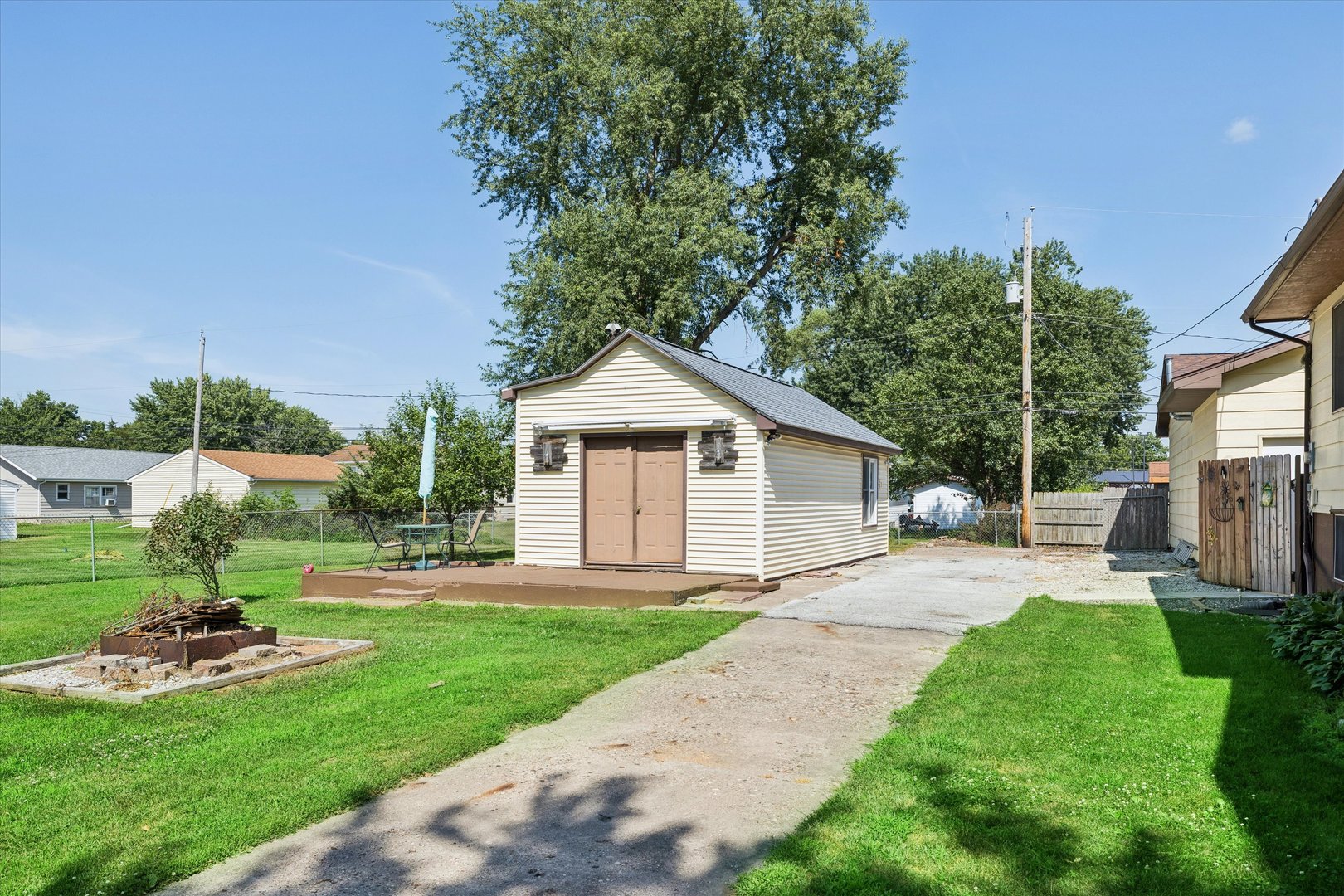 710 3rd Street Property Photo 47