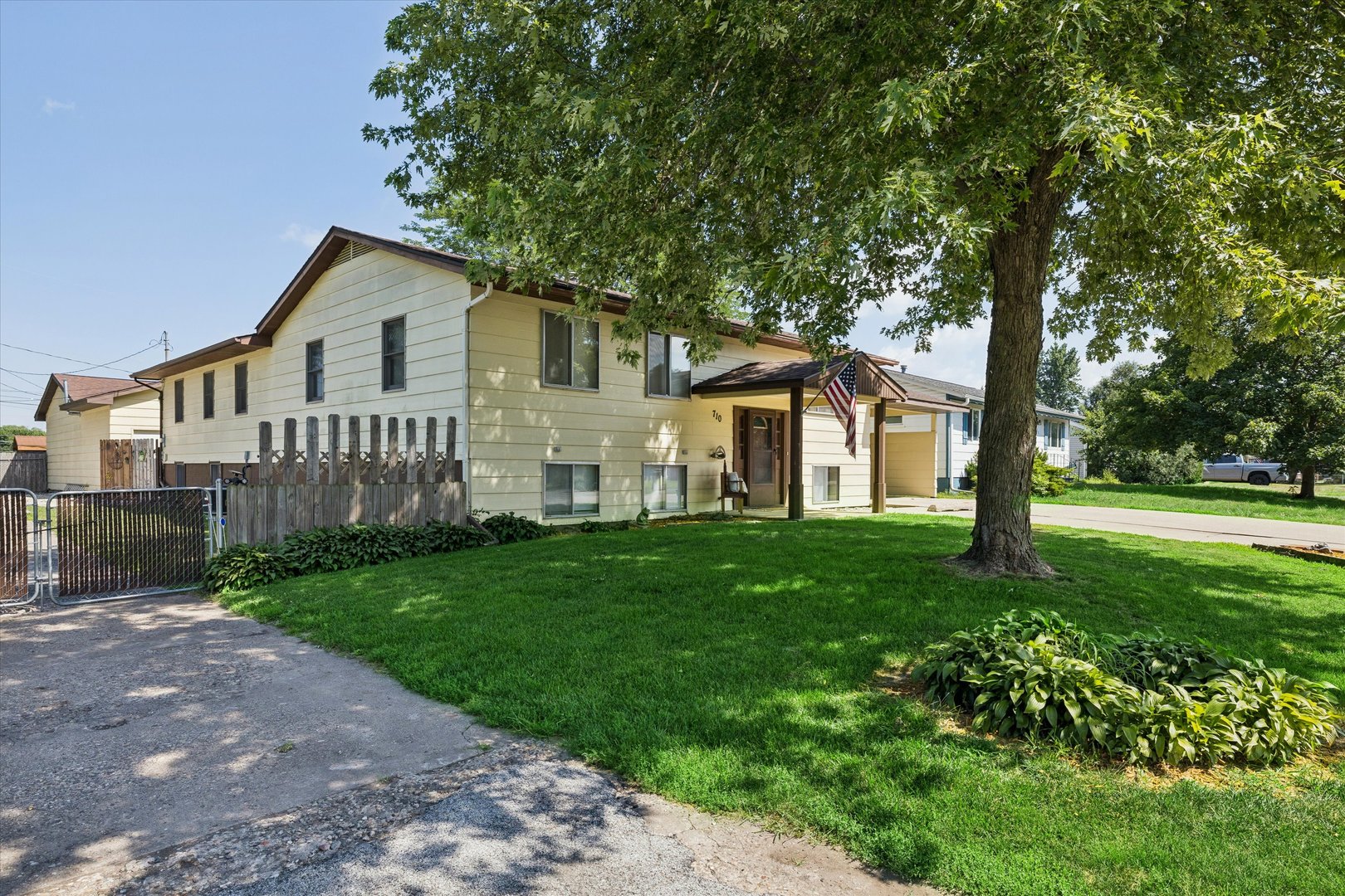 710 3rd Street Property Photo 53