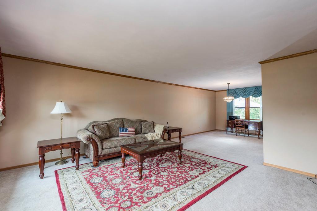 3002 Highland Court Property Photo 4