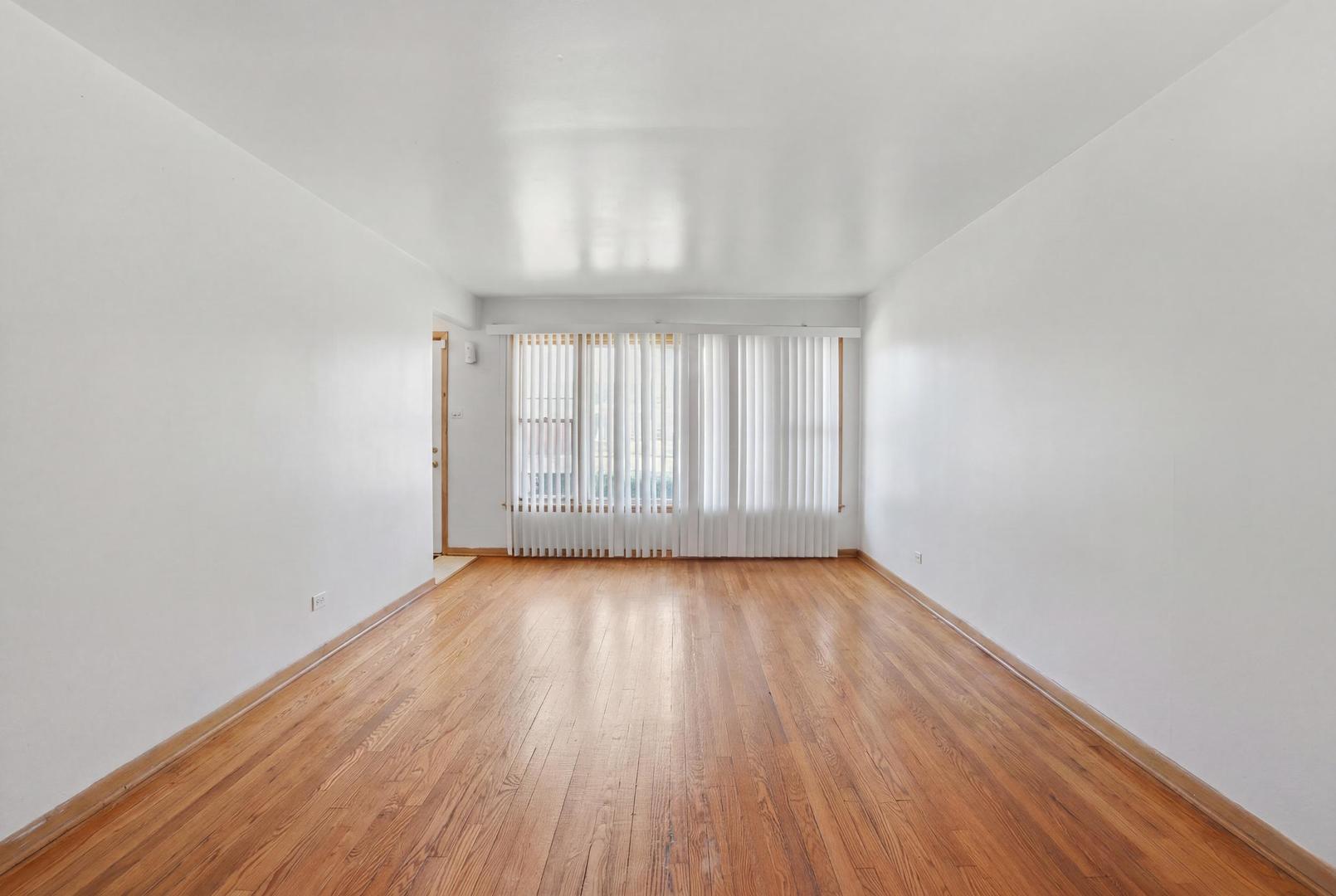 14333 Drexel Avenue Property Photo 5