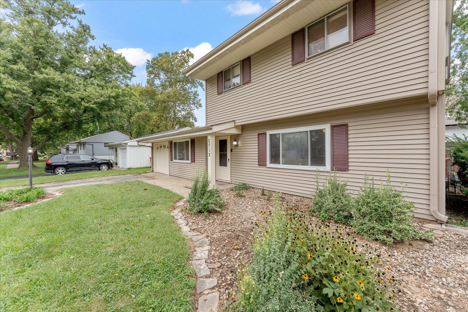 2712 Alton Drive Property Photo 6
