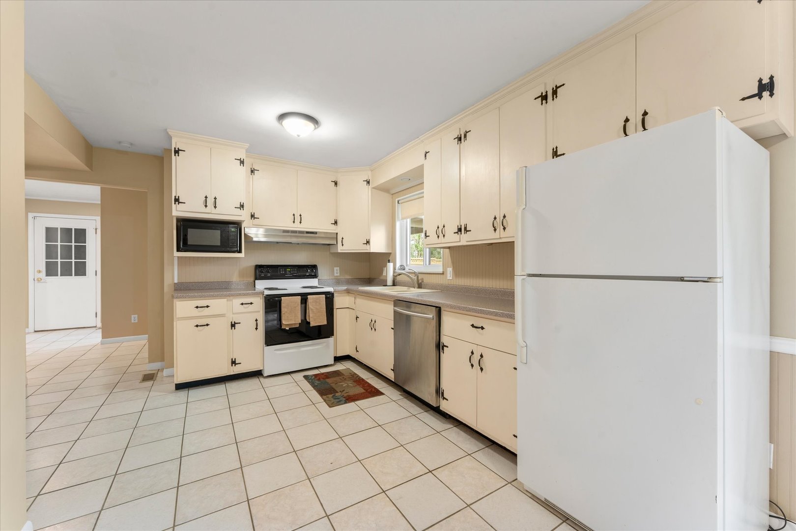2712 Alton Drive Property Photo 16