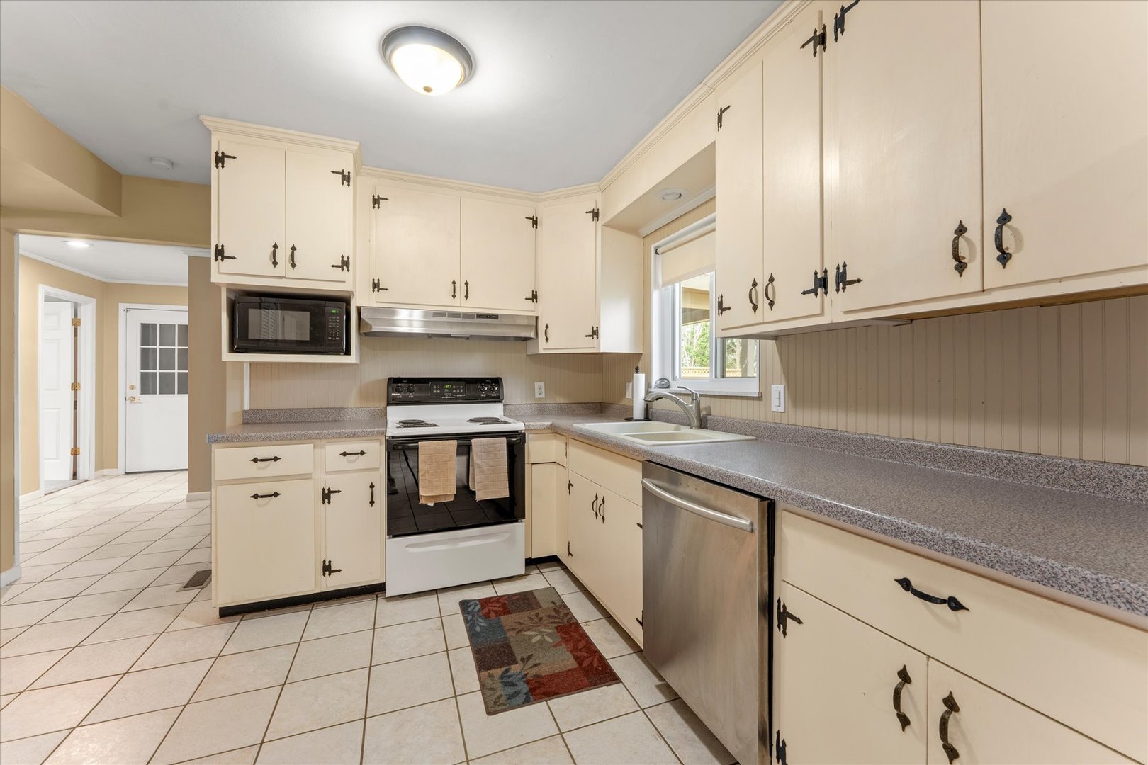 2712 Alton Drive Property Photo 18