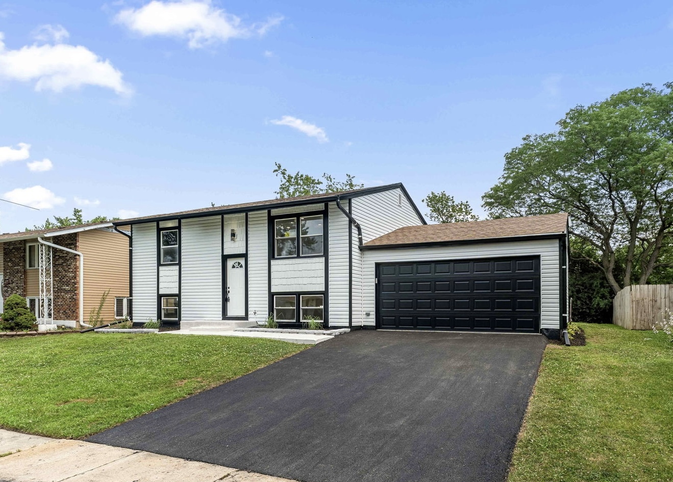 12706950 Property Photo 1