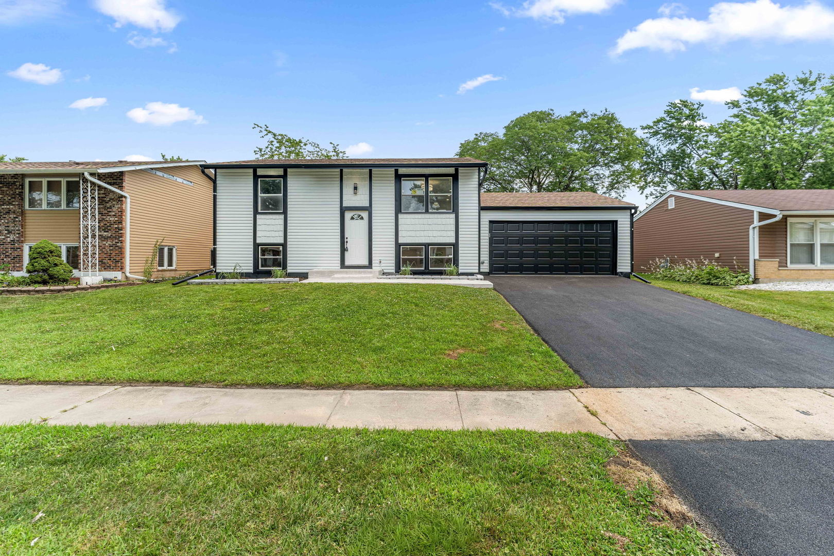 12706950 Property Photo 2