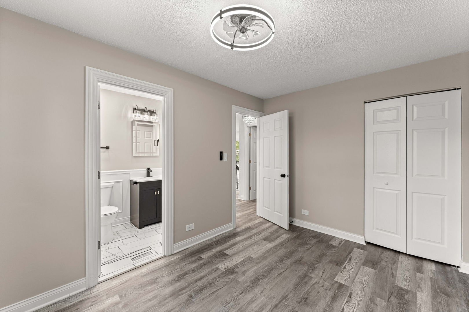 12706950 Property Photo 13