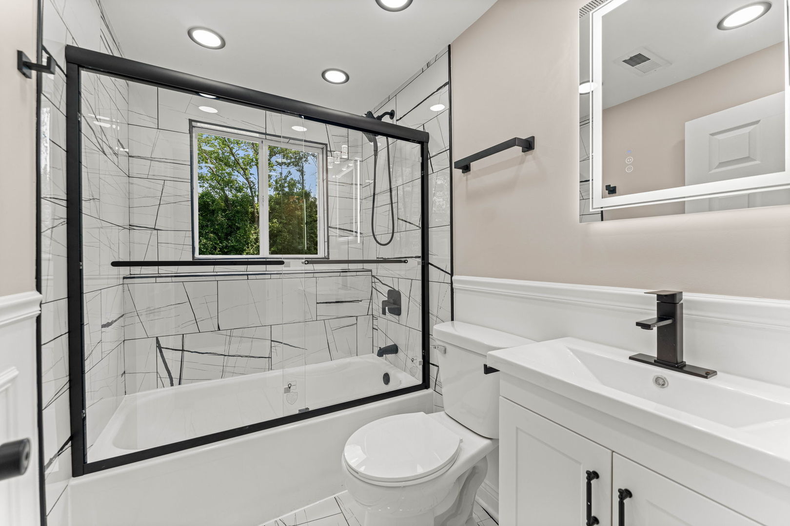 12706950 Property Photo 14