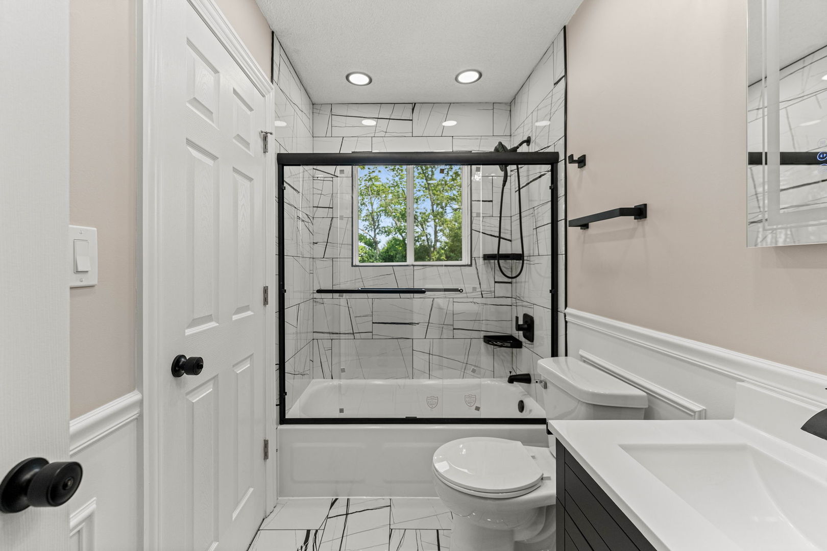 12706950 Property Photo 21