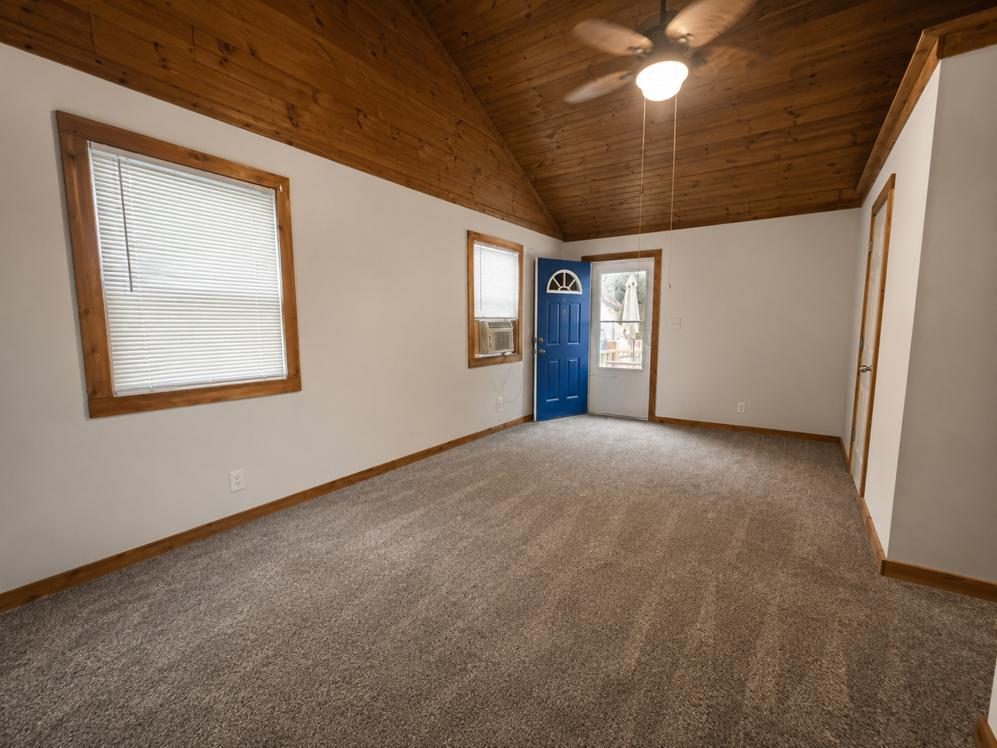 1502 N Walnut Street Property Photo 15