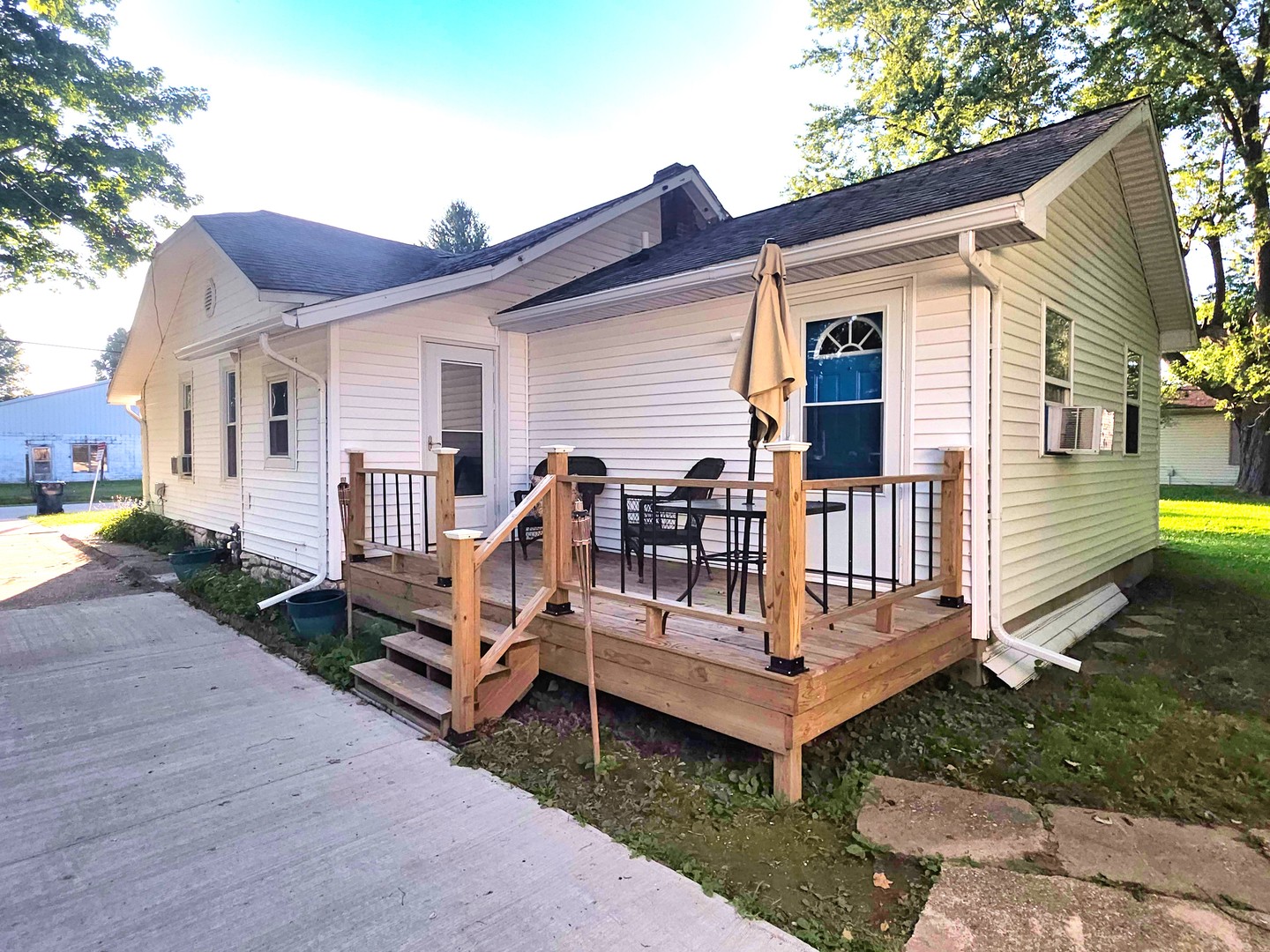 1502 N Walnut Street Property Photo 27