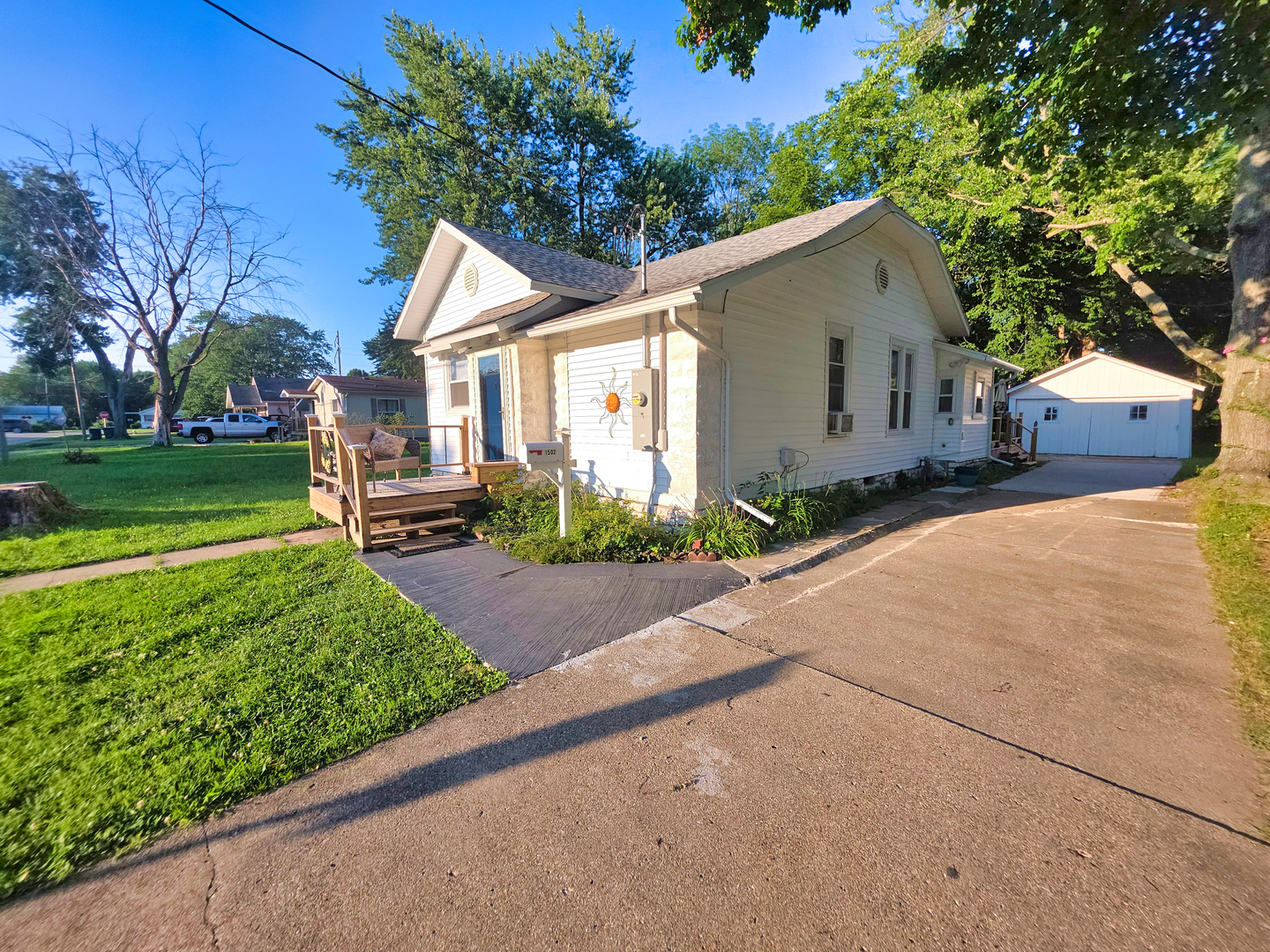1502 N Walnut Street Property Photo 100