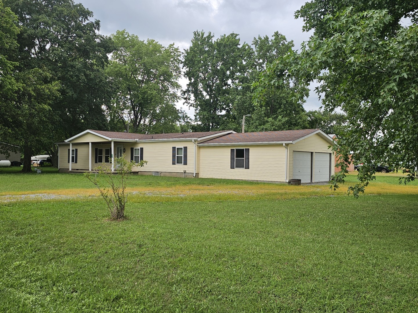 311 S Sycamore Street Property Photo 3