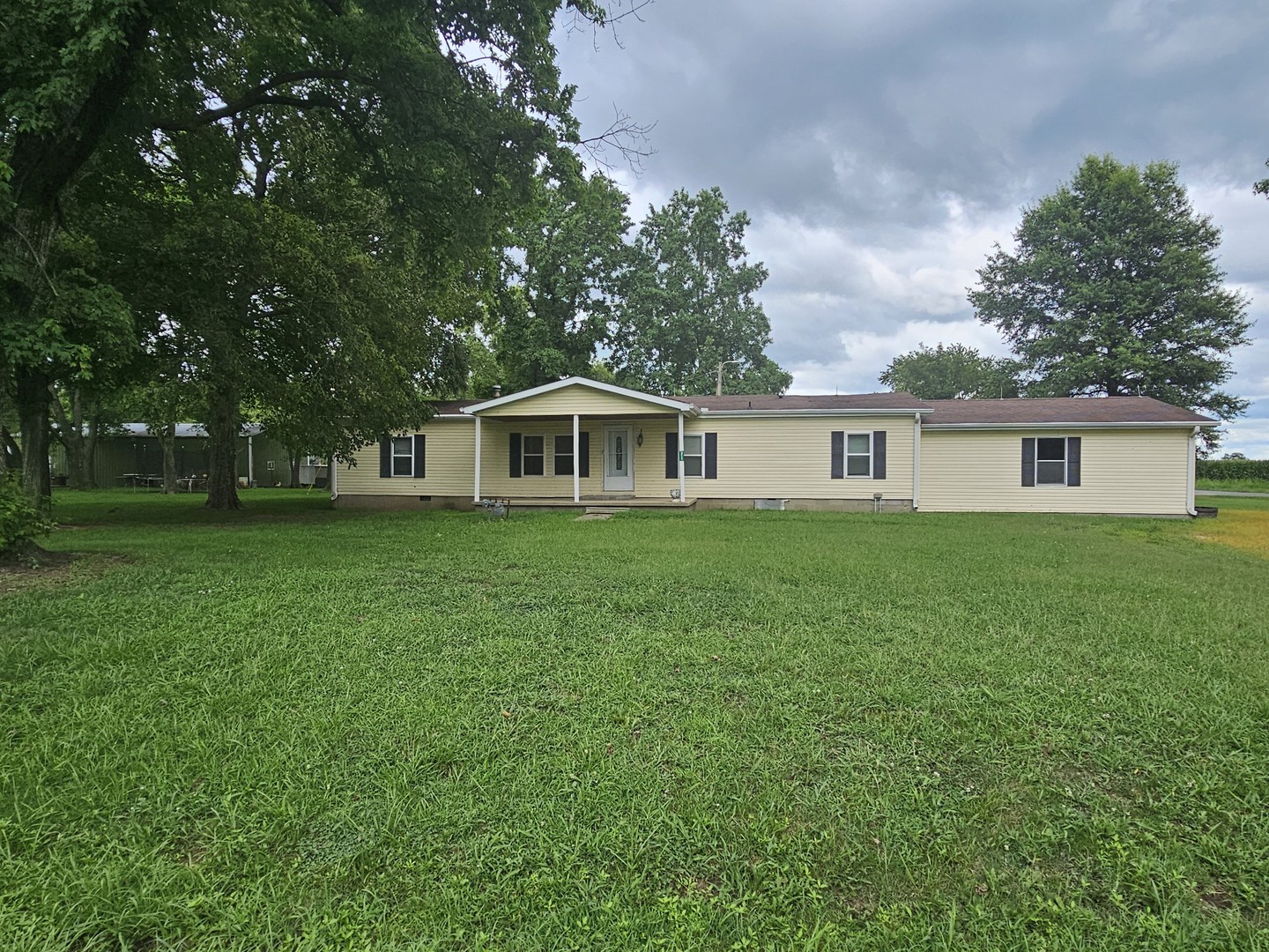 311 S Sycamore Street Property Photo 5