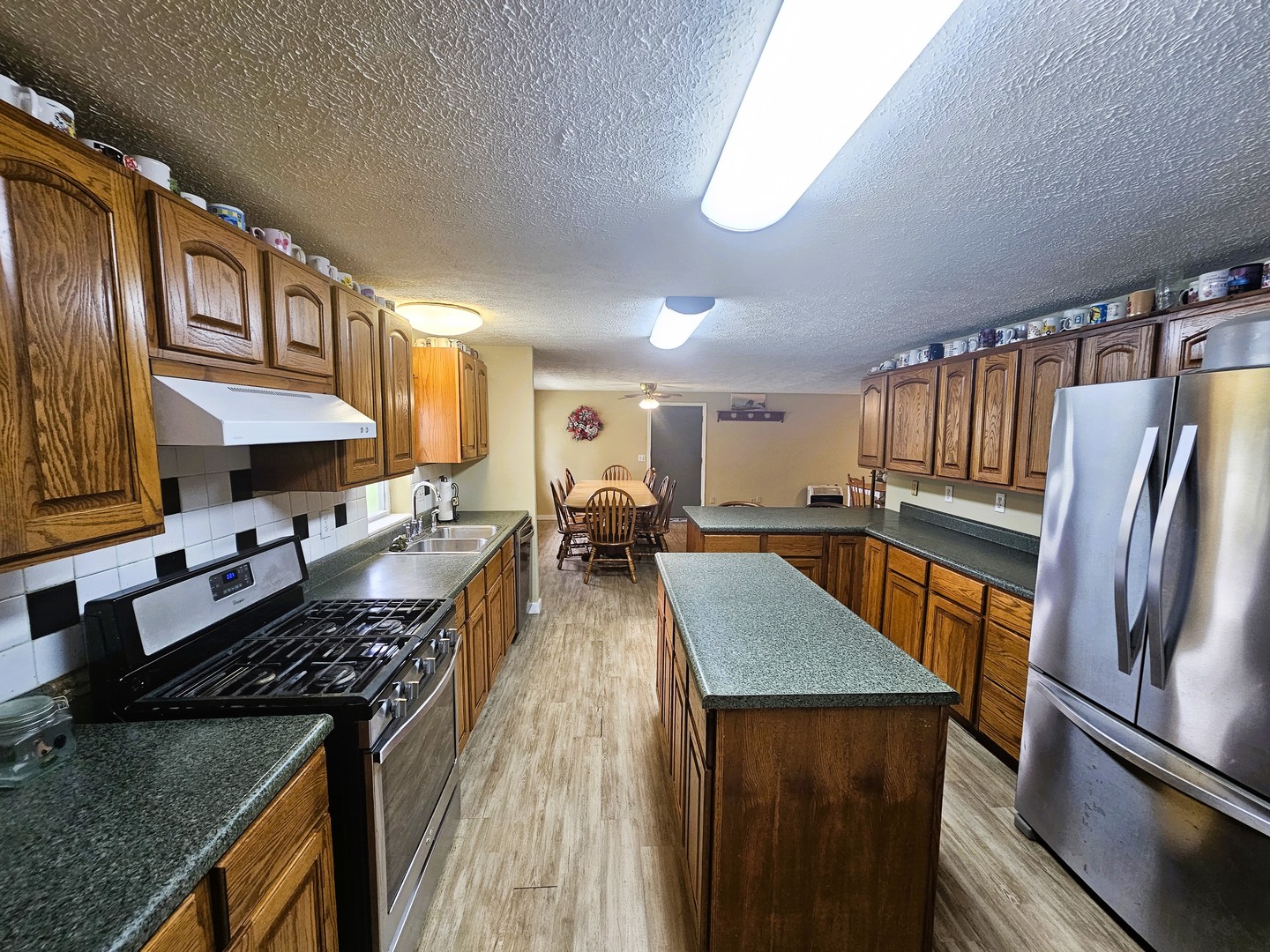 311 S Sycamore Street Property Photo 10
