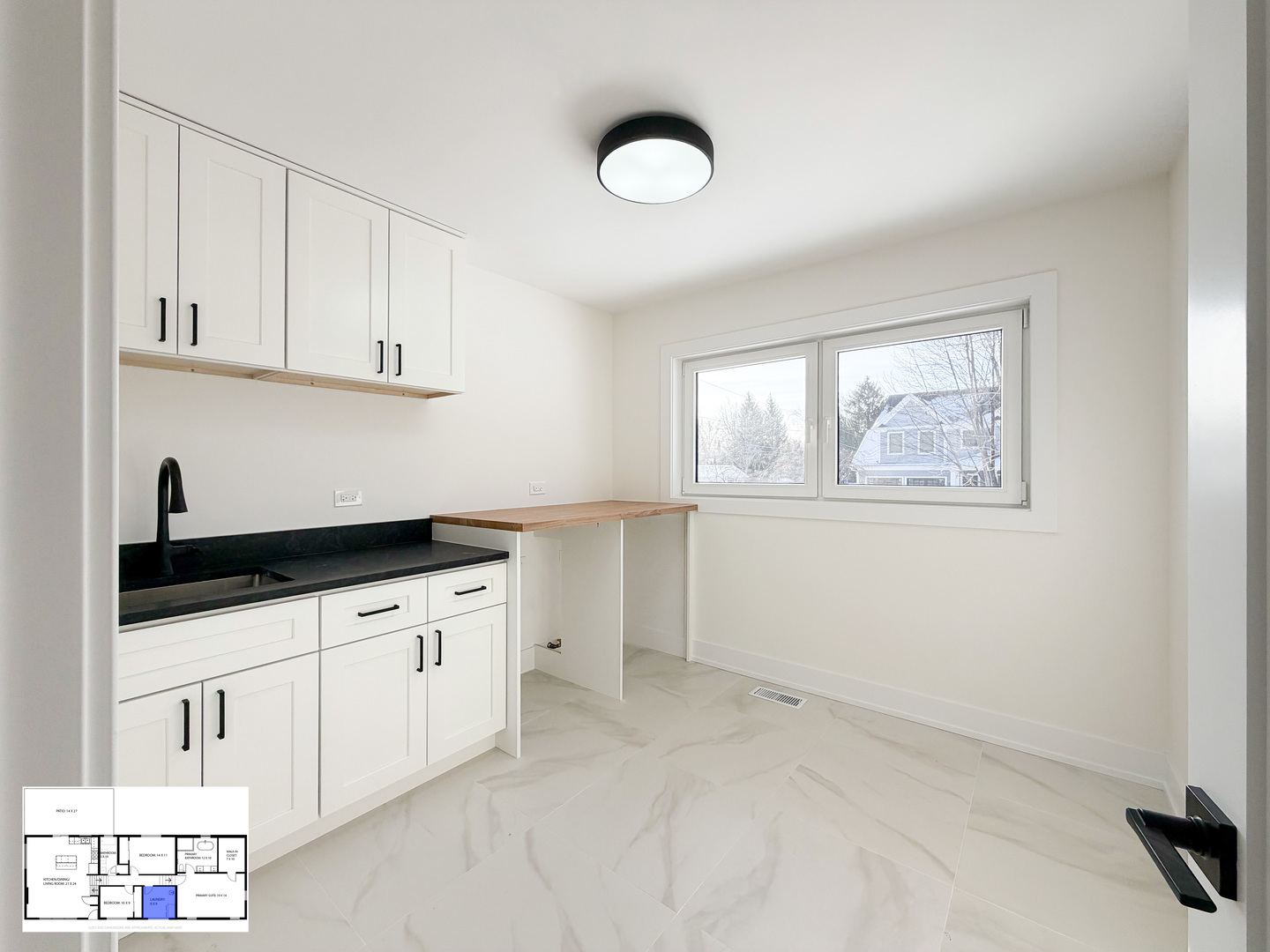 703 N Gibbons Avenue Property Photo 18