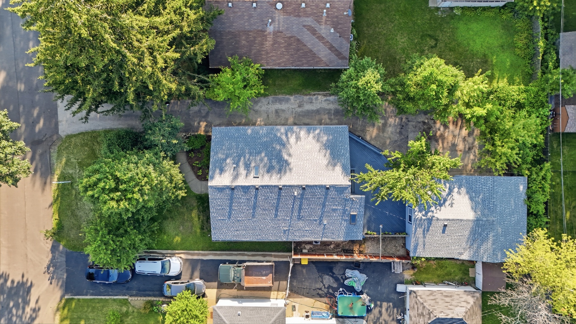 702 Columbus Street Property Photo 25