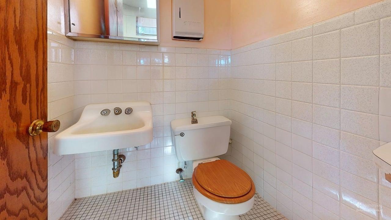 402 Oak Grove Avenue Property Photo 14