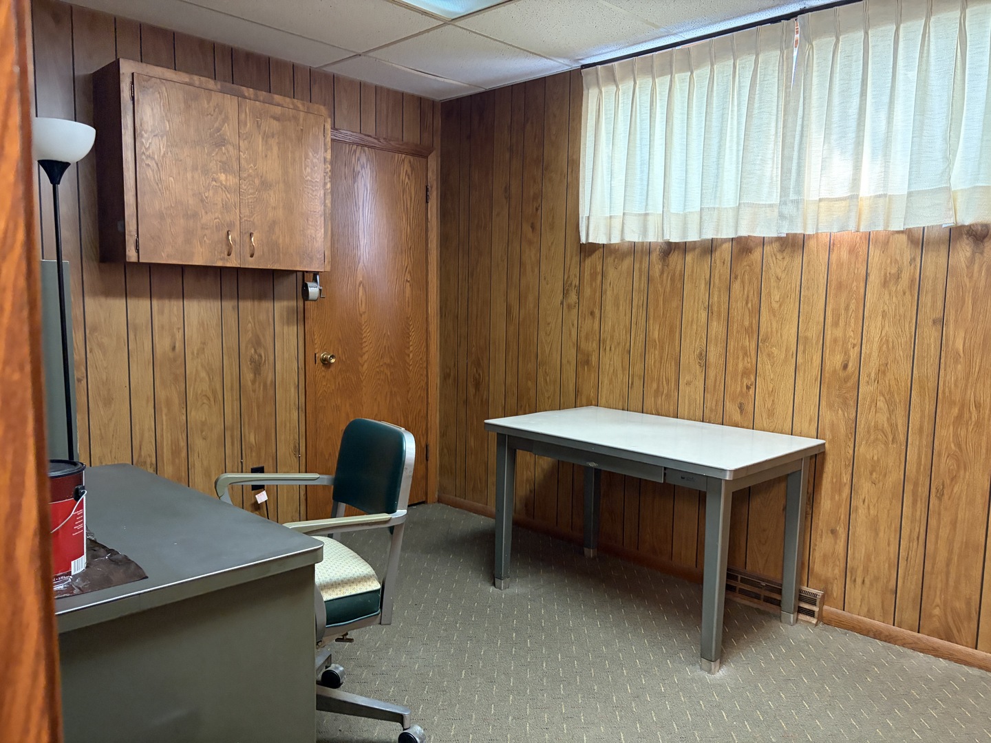 402 Oak Grove Avenue Property Photo 15