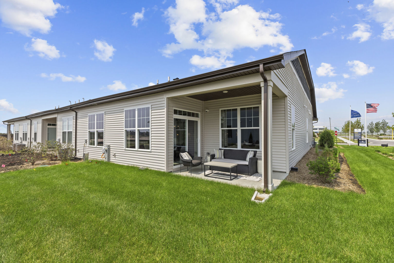 25542 W Alabaster Circle Property Photo 32