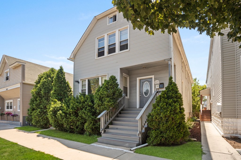 12707004 Property Photo 2