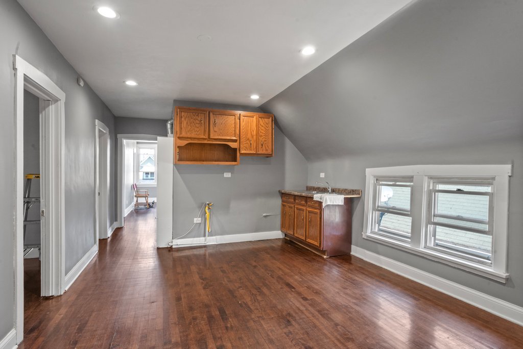 12707004 Property Photo 16
