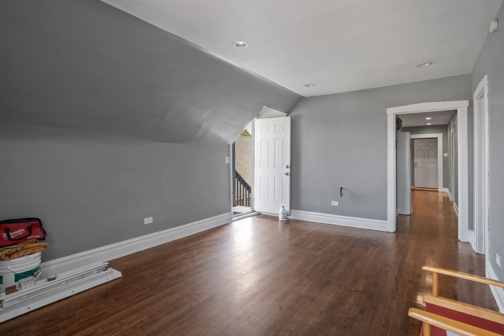 12707004 Property Photo 23