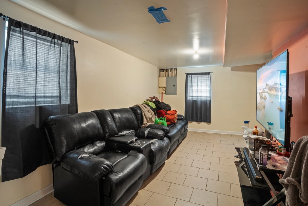 12707004 Property Photo 29
