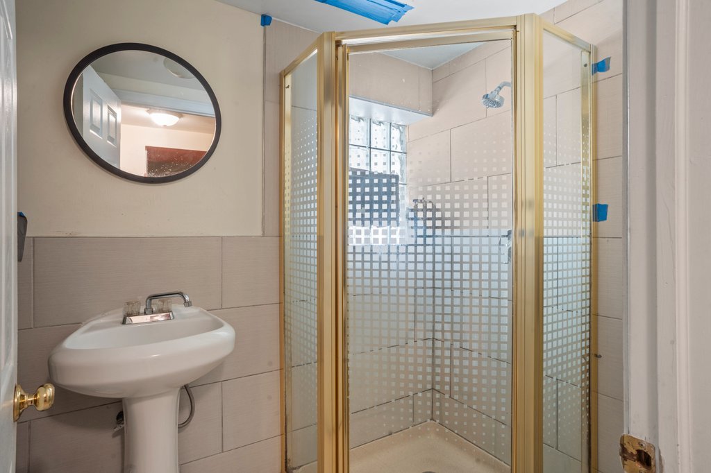 12707004 Property Photo 31