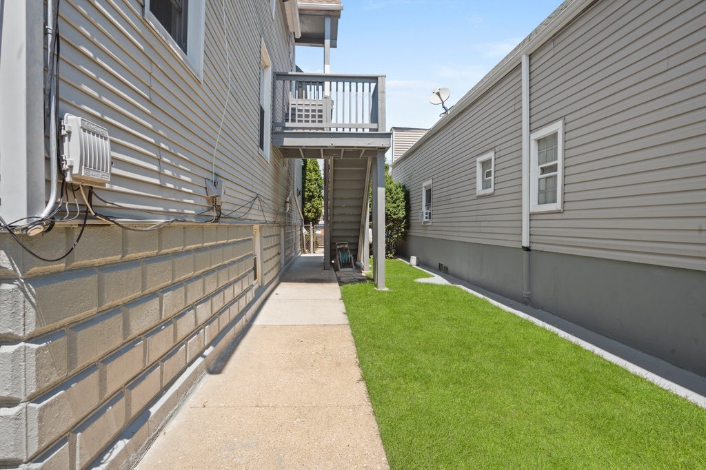 12707004 Property Photo 37