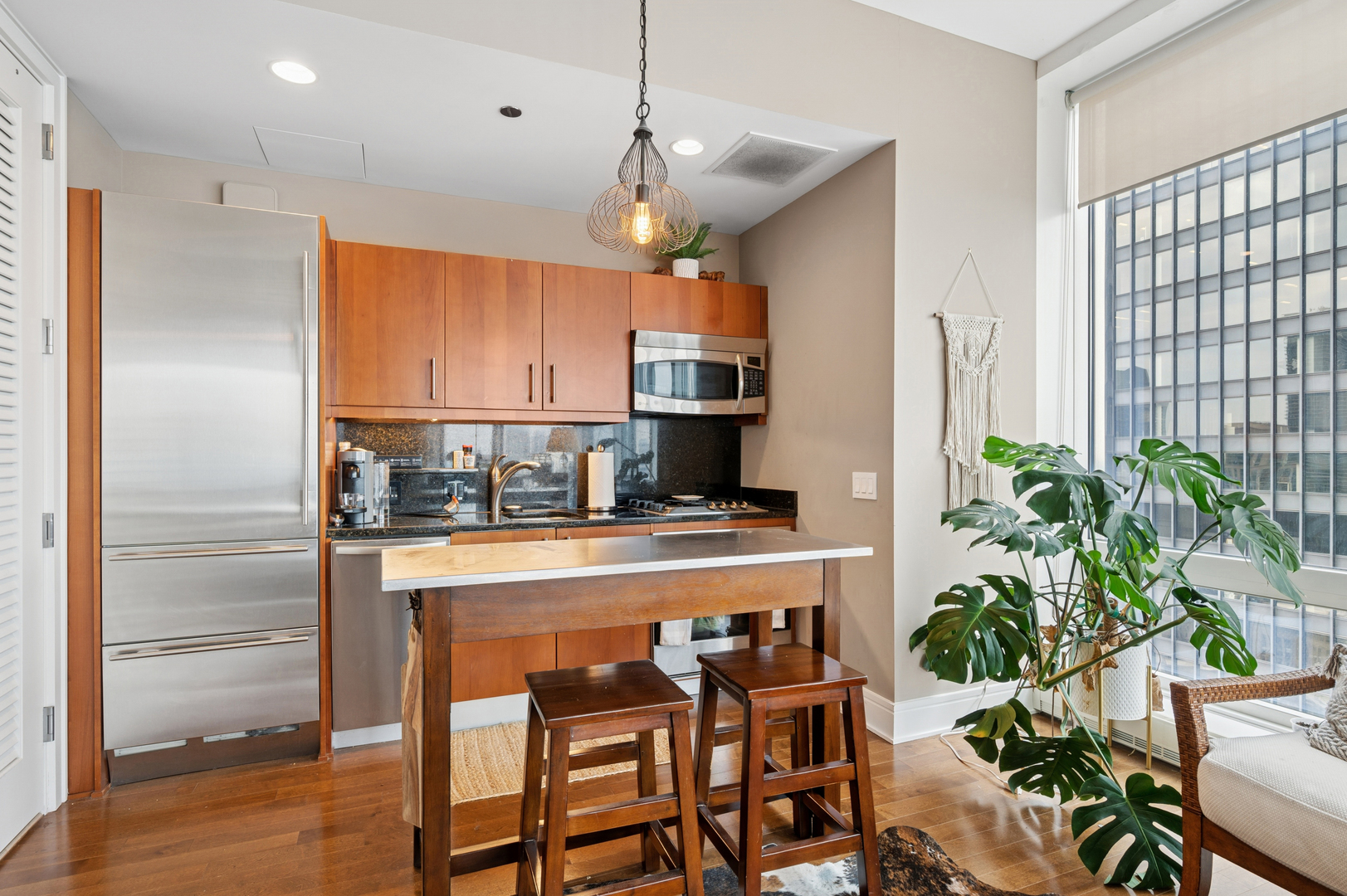 401 N Wabash Avenue 37f Property Photo 5