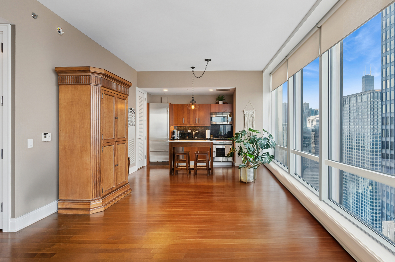 401 N Wabash Avenue 37f Property Photo 8