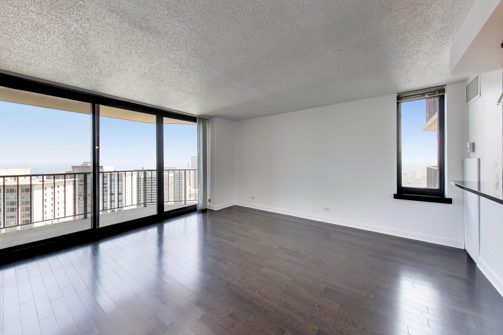 3660 N Lake Shore Drive 3307 Property Photo 9