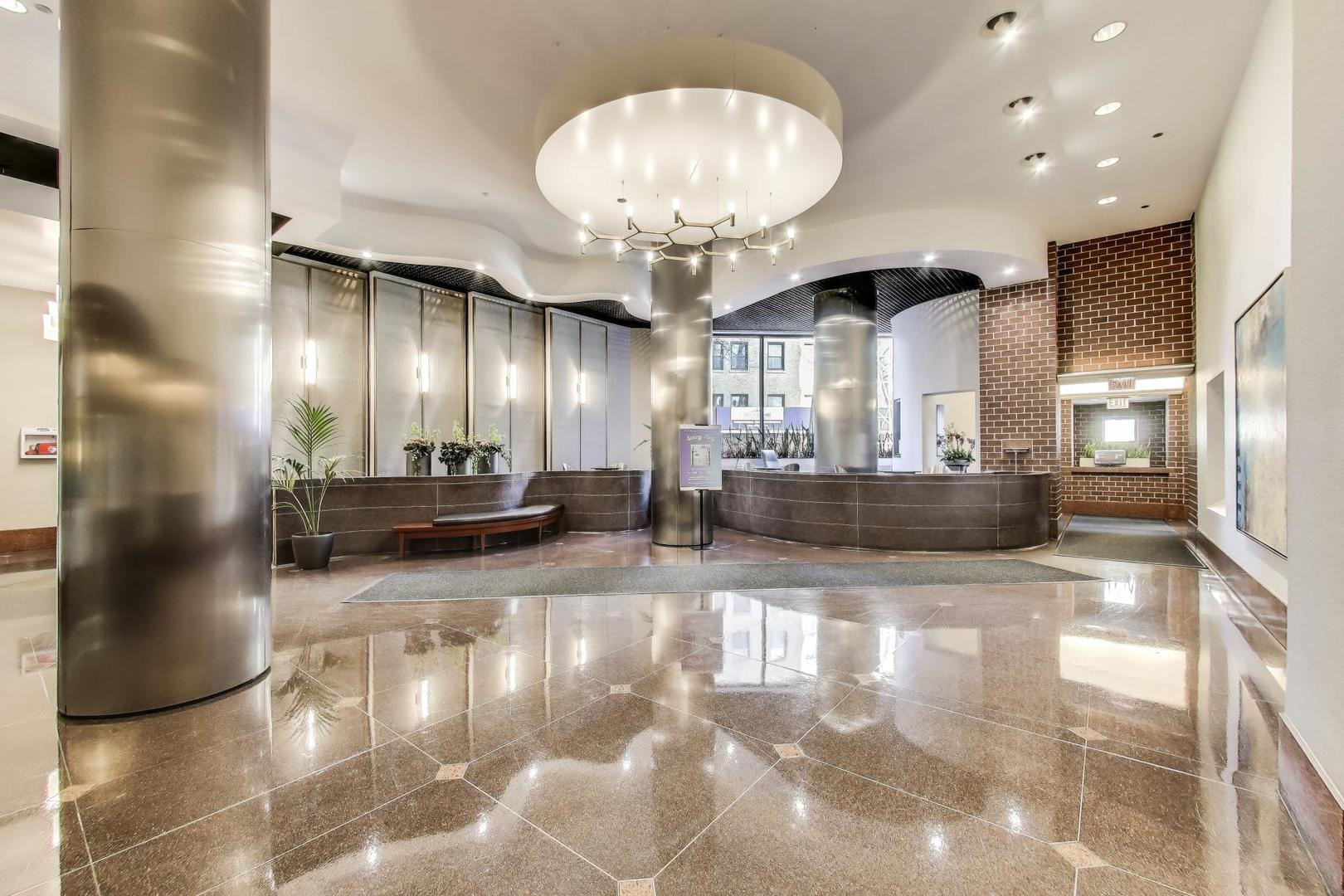 3660 N Lake Shore Drive 3307 Property Photo 24