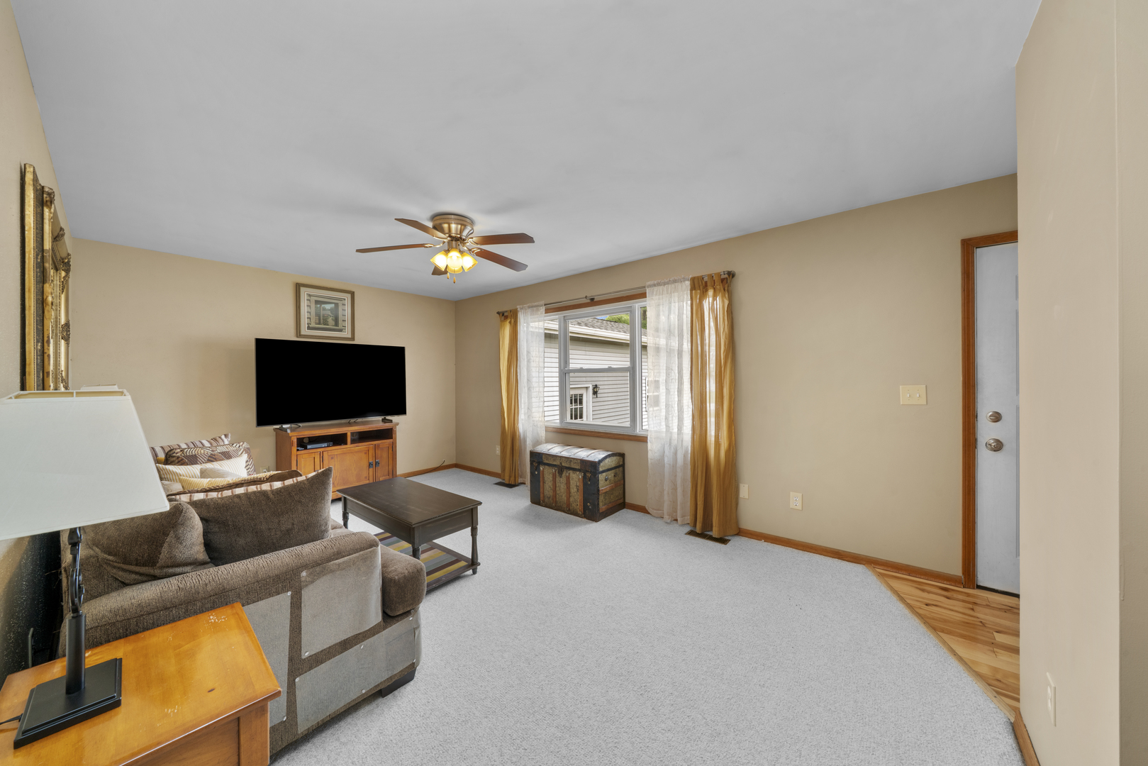 924 Suzy Street Property Photo 7