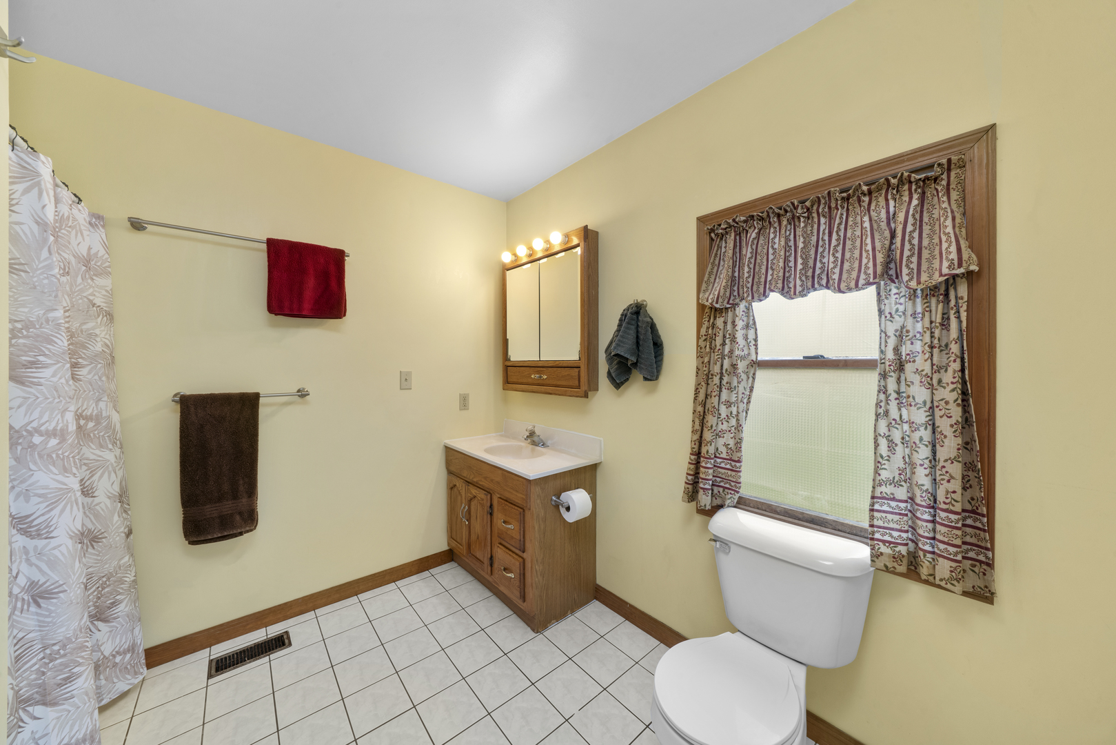 924 Suzy Street Property Photo 18