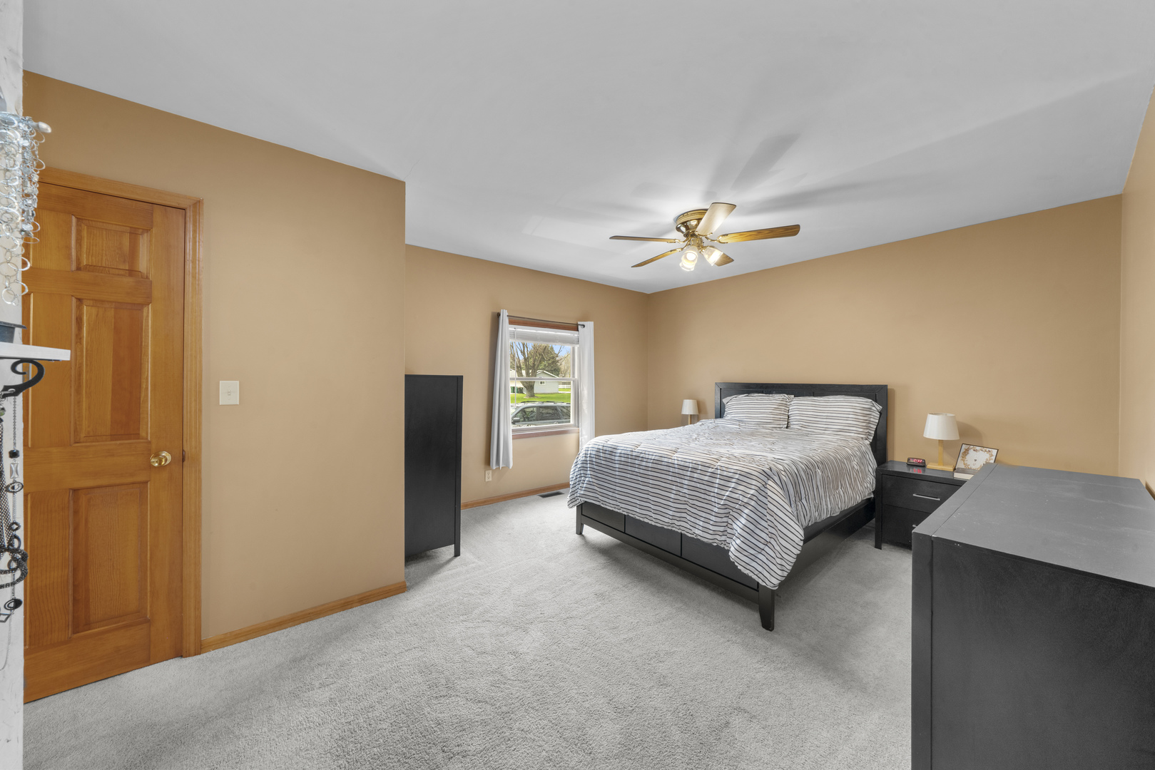 924 Suzy Street Property Photo 20