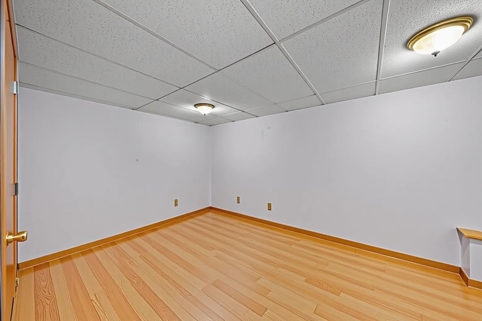 924 Suzy Street Property Photo 29