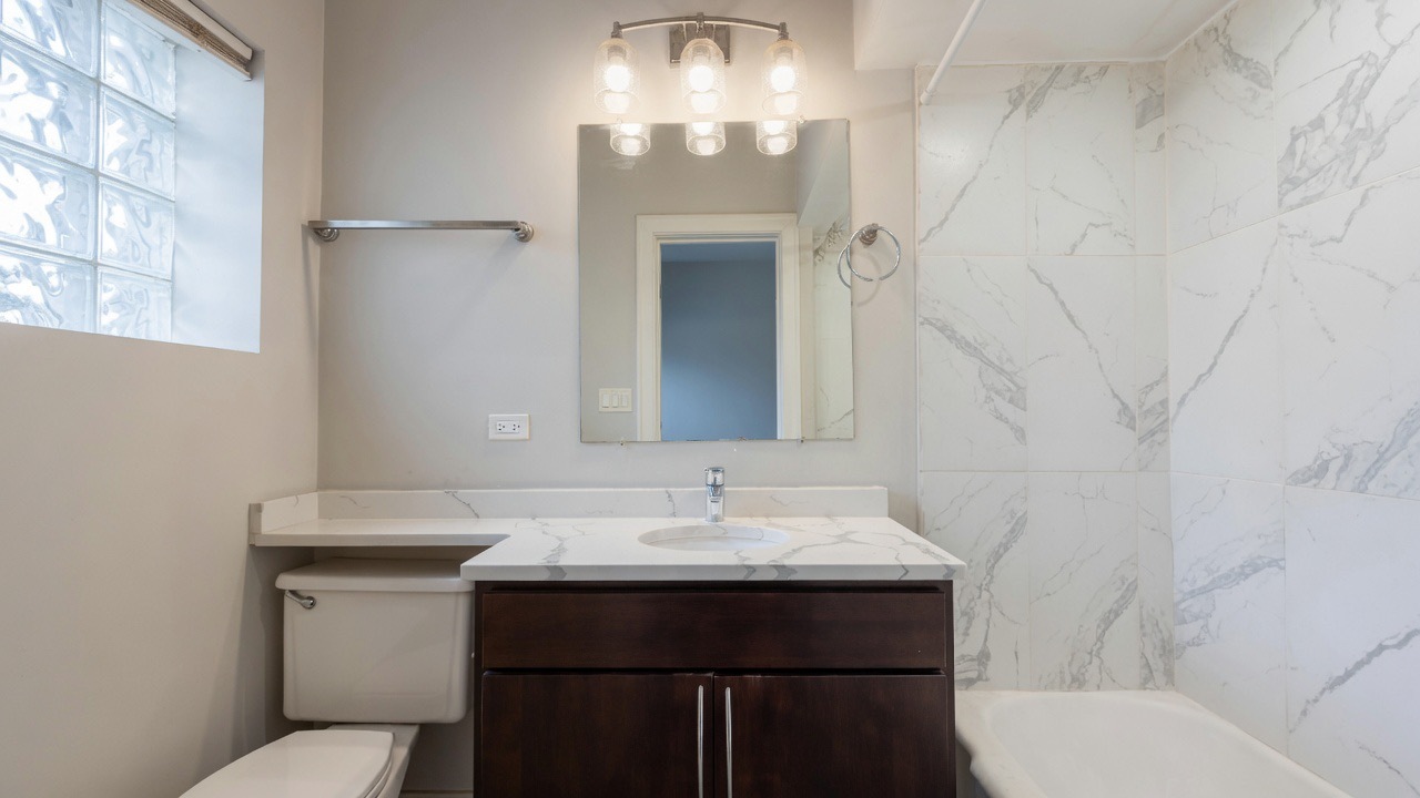 4006 N Bell Avenue 1 Property Photo 6