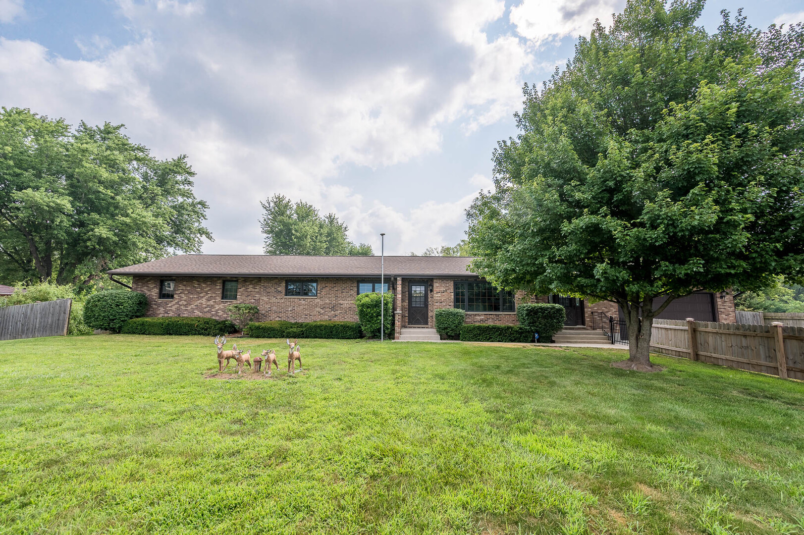 40657 N Cornell Street Property Photo 1