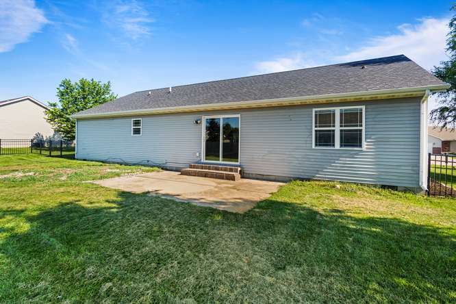 509 Landen Lane Property Photo 6