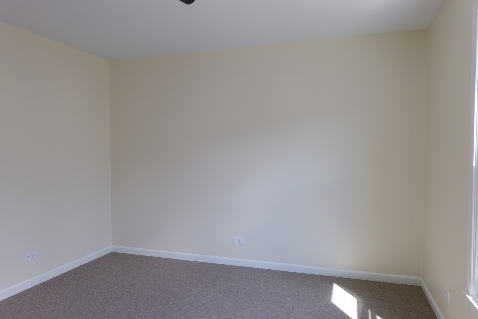 221 N Walnut Street H Property Photo 20