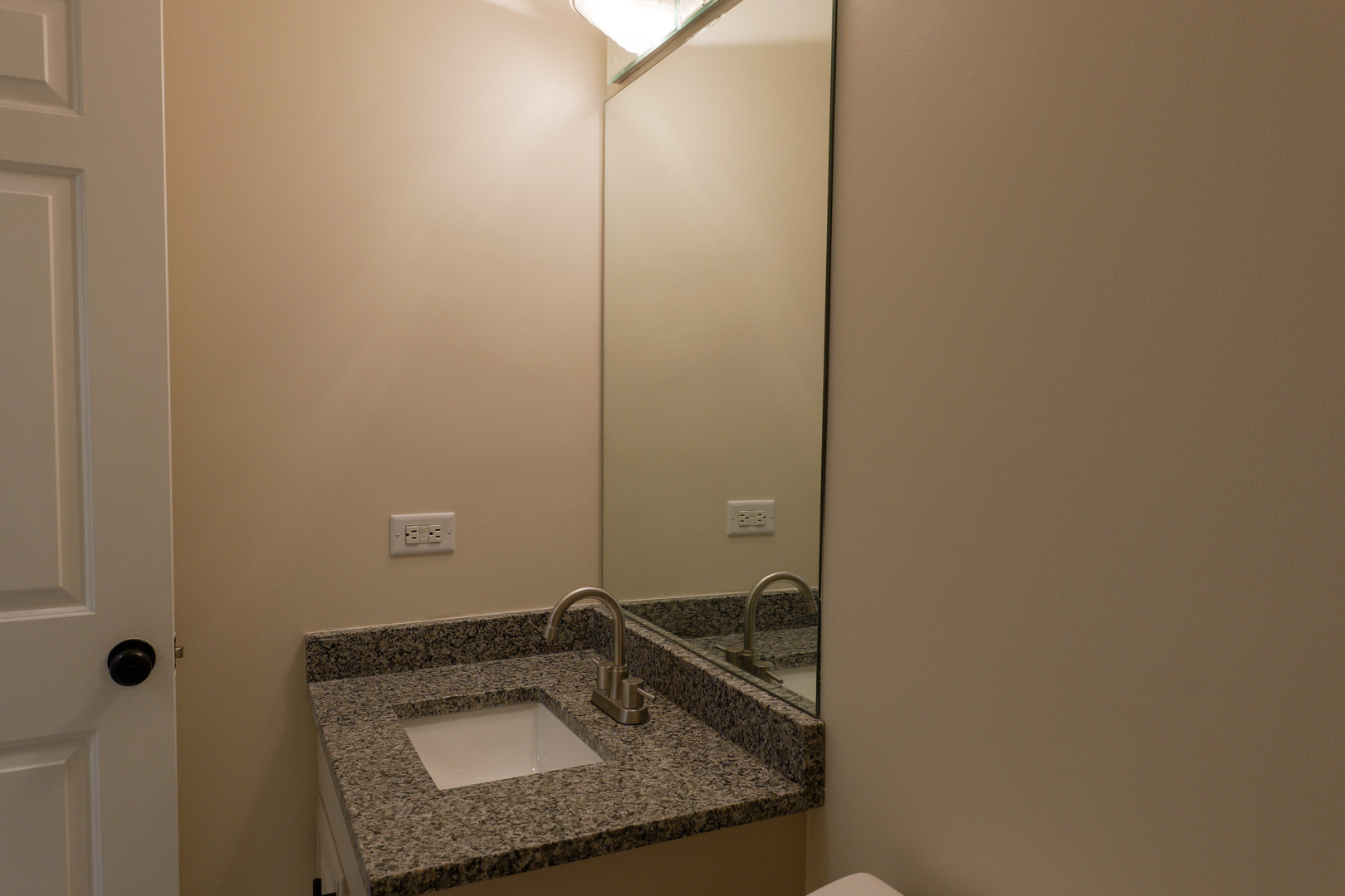 221 N Walnut Street H Property Photo 31