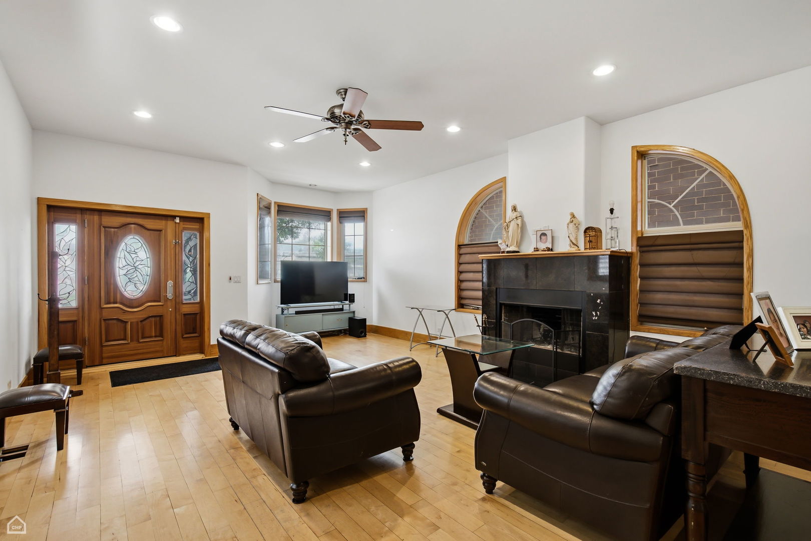 1435 W 16th Street Property Photo 7