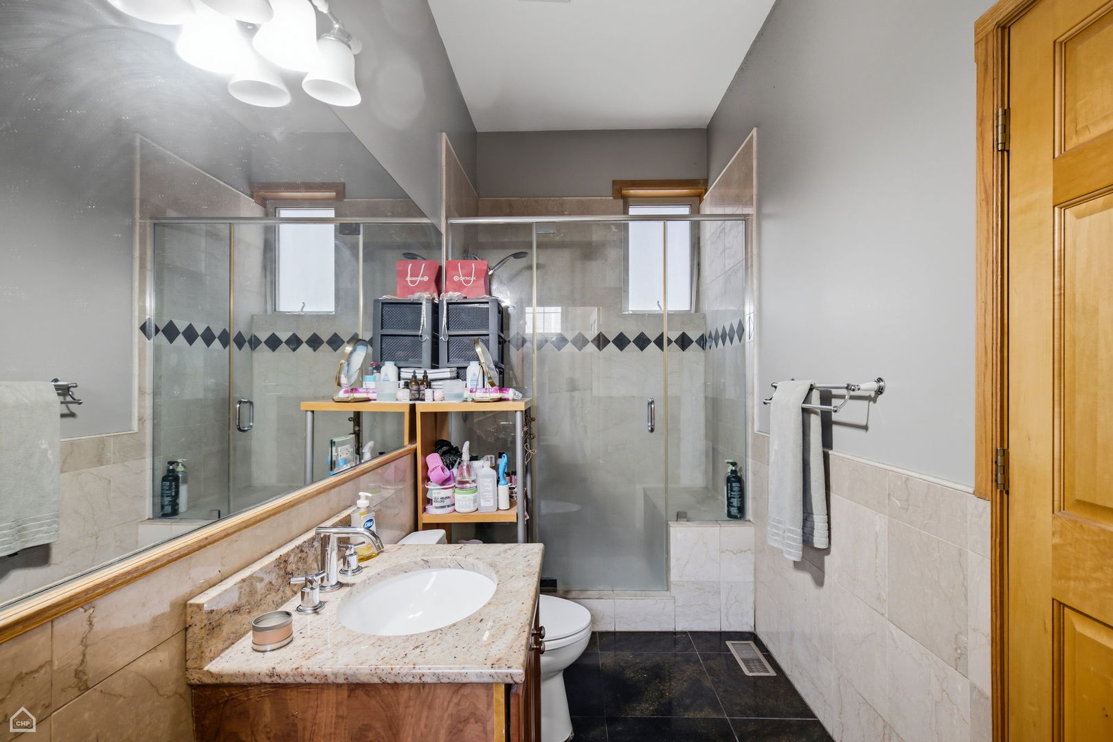 1435 W 16th Street Property Photo 12