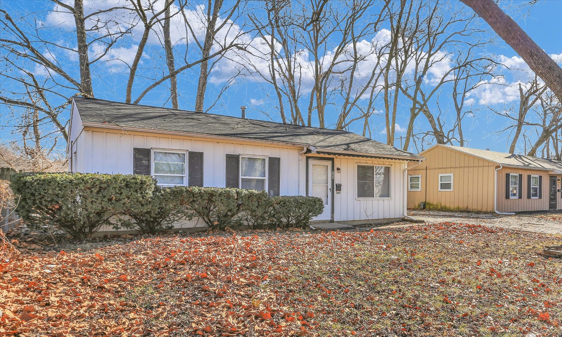 704 S Scottswood Drive Property Photo 3